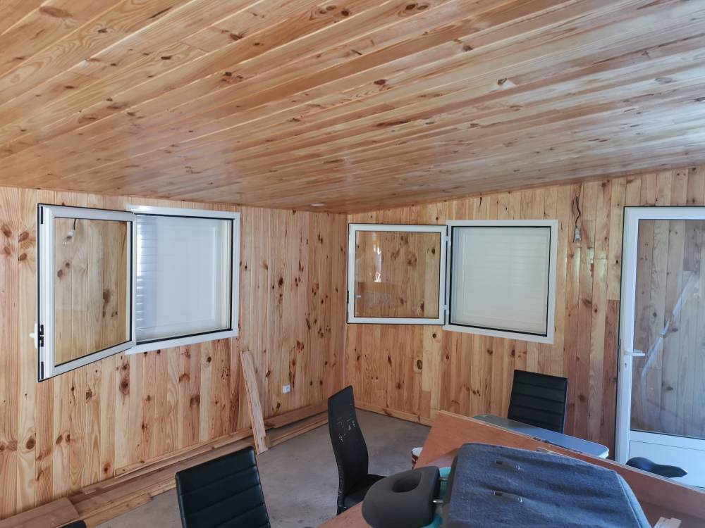 volets maison en bois